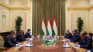 تصویر ترکیه نینگ داشاری ایشلری وزیری تاجکستان جمهورباشلیغی بیلن دوششدی