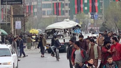 Kabil’de iletişim bakanlığı aracına saldırı fotoğrafı
