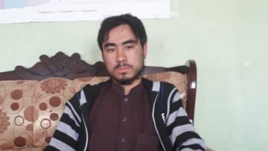 تصویر یک عضو طالبان، در ولسوالی شورتپه بلخ به نیروهای دولتی تسلیم شد