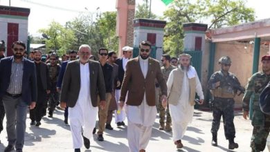 تصویر مقامات ارشد حکومتی به غزنی سفر کردند
