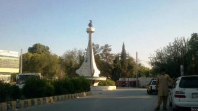 تصویر فروریختن سقف یک خانه در لغمان منجر به مرگ یک کودک شد