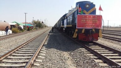 تصویر نخستین محموله کالاهای تجارتی کشور چین به بندر حیرتان وارد شد