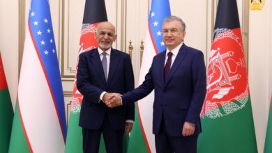 تصویر رئیس‌جمهور غنی با رئیس‌جمهور ازبکستان دیدار کرد
