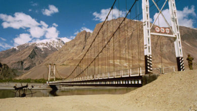Badakhshan’dan Tacikistan’a yaklaşık bin güvenlik gücü çekildi fotoğrafı