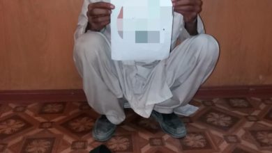 تصویر دو تن به اتحام همکاری با طالبان در کابل بازداشت شدند