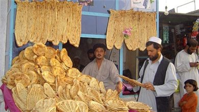 تصویر قیمت یک قرس نان در کابل به ۱۵ افغانی افزایش یافت