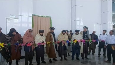 تصویر کار برق‌رسانی به میدان هوایی خوست تکمیل شد