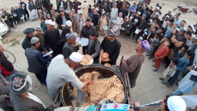 تصویر نهاد عرفان در ماه رمضان برای هزاران فامیل بی‌بضاعت کمک‌های نقدی و غذایی توزیع کرد