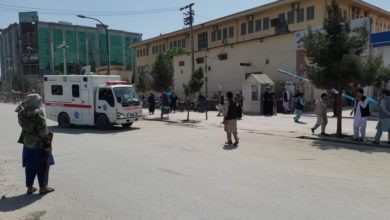 تصویر شمار تلفات انفجار در مسجد شیعیان در مزارشریف افزایش یافت