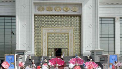 تصویر “آق شهریم عشق آباد” سرگیسی اوز ایشینه باشلادی