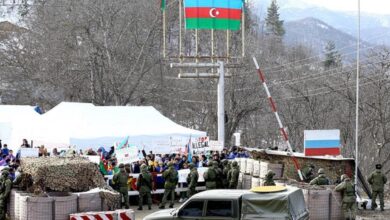 تصویر آذربایجان: یؤنه‌کی رایاتلار لاچین کریدوریندان گچیپ بیلیأر