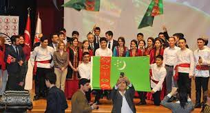 Türkmenistanlı öğrenciler Uluslararası bilim olimpiyatında madalya kazandı fotoğrafı