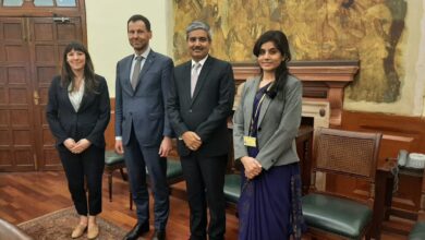 تصویر توماس نیکلسون با مقامات هند در مورد افغانستان گفتگو کرد