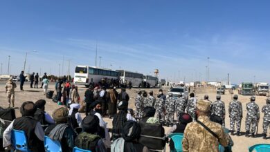 تصویر ایران بیش از ۱۸۰ شهروندان زندانی افغان را به حکومت افغانستان تسلیم کرد