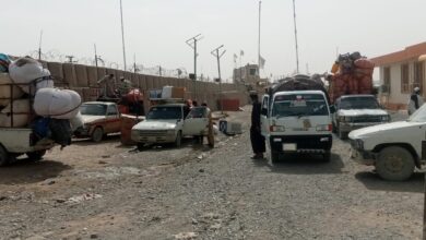 Bir hafta içinde bine yakın Afgan mülteci ülkeye döndü fotoğrafı