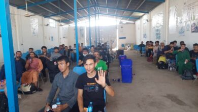 İran’dan Afganistan’a 2 binden fazla göçmen döndü fotoğrafı