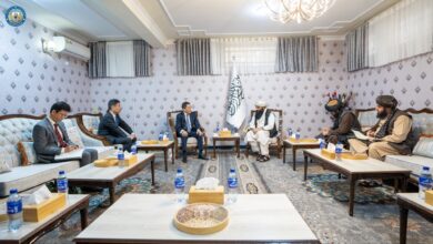 تصویر سراج‌الدین حقانی با سفیر پیشین جاپان دیدار نمود