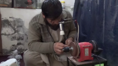 تصویر بازار گرم تسبیح‌سازی در هرات