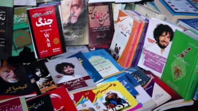 تصویر وزارت اطلاعات و فرهنگ: هیچ ممنوعیتی برای فروش کتاب‌های ایرانی وجود ندارد