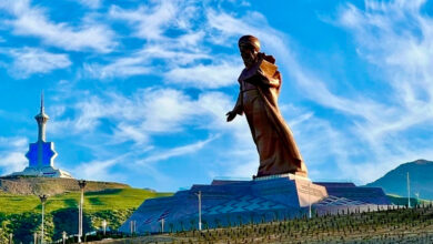 Photo of Flower laying ceremony was held at the monument to Magtymguly Fragi n Ashgabat