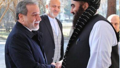 تصویر  مولوی امیرخان متقی از از سفر سید عباس عراقچی به افغانستان استقبال کرد