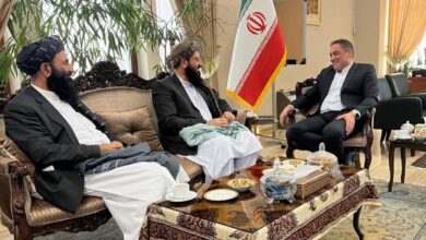 تصویر تأکید دیپلوماتان افغان و ایرانی بر گسترش همکاری‌های دوجانبه 