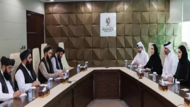 تصویر امیر خان متقی در دوحه با با مریم بنت علی بن ناصر المسند دیدار کرد