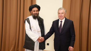 تصویر دیدار ملاعبدالغنی برادر آخوند با معاون نخست‌وزیر ترکمنستان