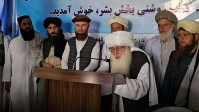 تصویر تفسیر قرآن کریم به زبان پشه‌یی برای نخستین بار در افغانستان 