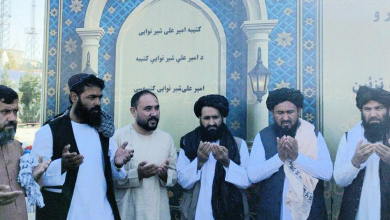 تصویر آغاز بازسازی کتیبه یادبود امیر علی‌شیر نوایی در مزارشریف با هزینه ۱.۵ میلیون افغانی 