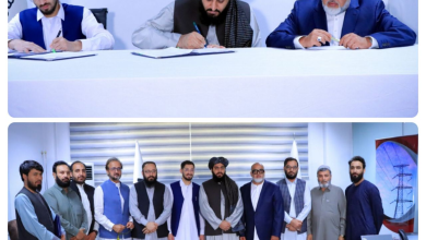 تصویر امضای قراردادهای ۴۱ میلیون دالری برای پروژه‌های برق در هرات 