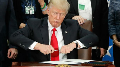 تصویر لغو تحریم‌های سوریه توسط دونالد ترامپ: گامی به سوی بازسازی خاورمیانه 