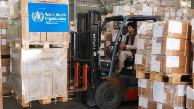 تصویر سازمان صحی جهان ۸۳ تُن لوازم طبی به مراکز صحی کمک کرد