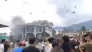 تصویر تنش‌های خشونت‌آمیز در نپال: استعفای نخست‌وزیر و دخالت ارتش در اعتراضات 