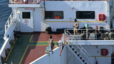 تصویر توقیف نفتکش روسی «بوراکای» توسط فرانسه: بخشی از ناوگان سایه روسیه 