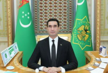 تصویر Türkmenistanyň Prezidentine «Türkmenistanyň at gazanan arhitektory» diýen hormatly ady dakyldy