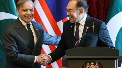 تصویر نخست‌وزیران پاکستان و مالیزیا بر تعهد به صلح و ثبات در افغانستان تأکید کردند 