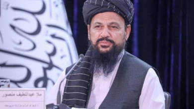 تصویر وزیر آب و انرژی امارت اسلامی به روسیه رفت