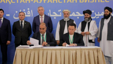 تصویر تفاهم‌نامه‌های ۳۶۰ میلیون دالری میان شرکت‌های افغان و قزاق در شیمکنت امضا شد 