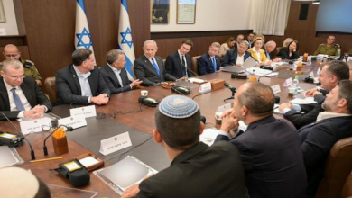 تصویر تصویب طرح آتش‌بس غزه و تبادل زندانیان توسط کابینه رژیم صهیونیستی 