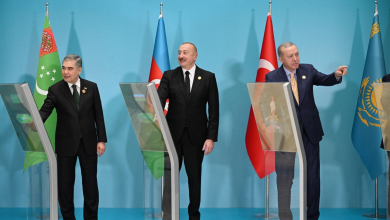 تصویر Türkmenistanyň Azerbaýjanda gurjak metjidiniň düýbi teleköpri arkaly tutuldy