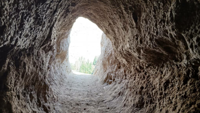 تصویر کشف غار باستانی ۵۰۰ ساله در بدخشان؛ نشانه‌ای از تمدن زردشتیان 