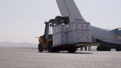 تصویر امارات متحده عربی پنجمین طیاره کمک‌های بشردوستانه را به زلزله‌زدگان شمال افغانستان ارسال کرد 