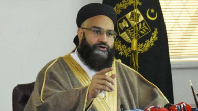 تصویر استقبال رییس شورای علمای پاکستان از فتوای علمای افغانستان 