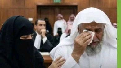 تصویر گریه در محکمه‌ای عربستان؛ دو برادر بر سر خدمت به مادر، نه مال و میراث، با هم رقابت کردند