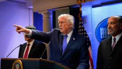 Photo of Trump furious after Supreme Court upends his global tariffs, imposes new 10% levy