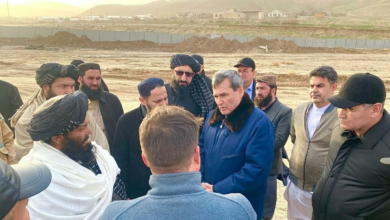 تصویر رشید مردوف وزیر امور خارجهٔ ترکمنستان، در رأس یک هیأت رسمی وارد هرات شد