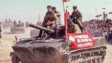 تصویر ۳۷مین سال‌روز شکست و خروج قشون سرخ شوروی از افغانستان