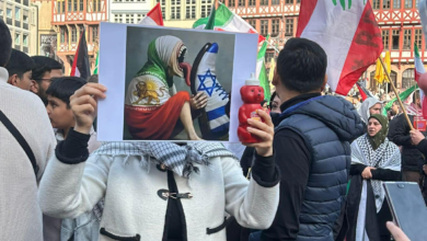 تصویر اجتماع پرشور هزاران ایرانی در فرانکفورت؛ محکومیت شدید تجاوزات آمریکا و رژیم صهیونیستی به ایران