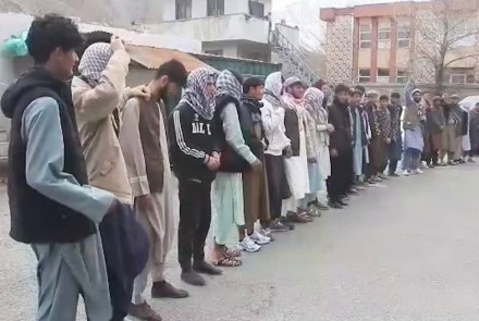 تصویر بیش از ۴ هزار جوان پنجشیر برای عملیات انتقام‌جویانه علیه پاکستان داوطلب شدند